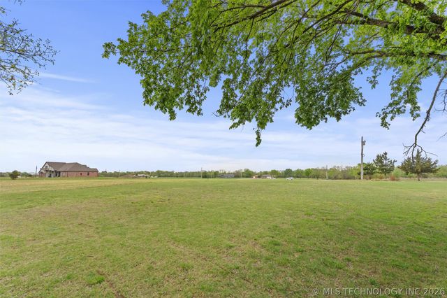 403105 W 2330 Drive, Bartlesville, OK 74006