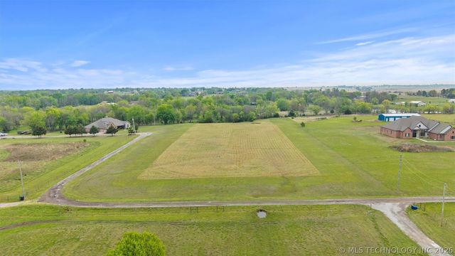 403105 W 2330 Drive, Bartlesville, OK 74006