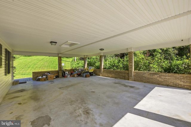 3519 REMOUNT RD, Front Royal, VA 22630