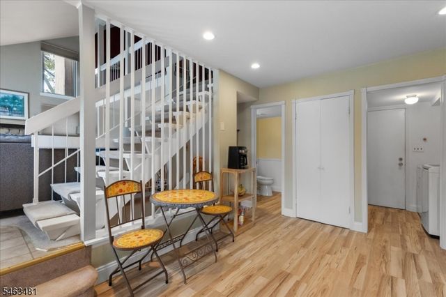 112 Bluebird Dr 2C, Hillsborough Twp., NJ 08844