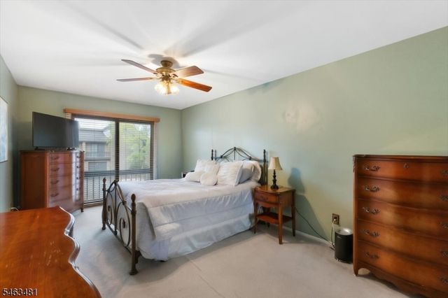 112 Bluebird Dr 2C, Hillsborough Twp., NJ 08844