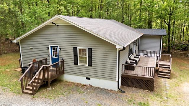 3200 Seven Springs Road, Hillsborough, NC 27278