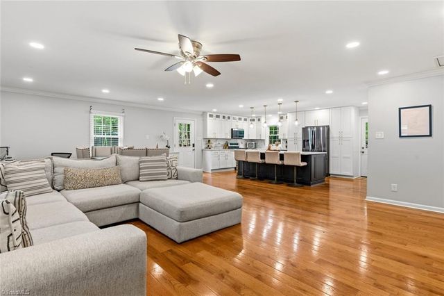 3200 Seven Springs Road, Hillsborough, NC 27278