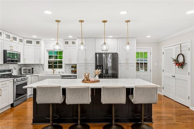 3200 Seven Springs Road, Hillsborough, NC 27278