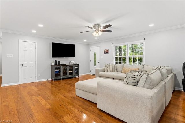 3200 Seven Springs Road, Hillsborough, NC 27278