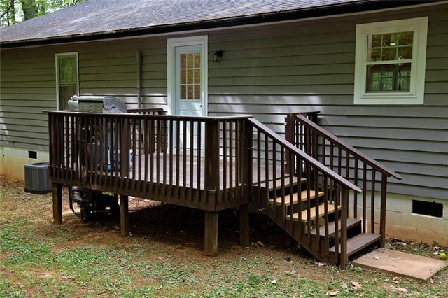 3200 Seven Springs Road, Hillsborough, NC 27278