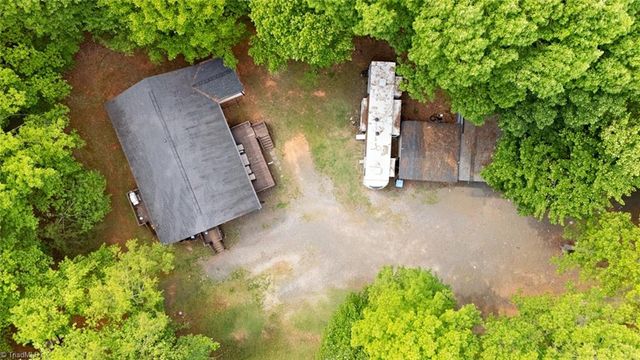 3200 Seven Springs Road, Hillsborough, NC 27278