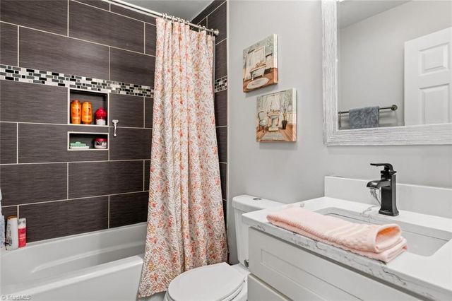 3200 Seven Springs Road, Hillsborough, NC 27278