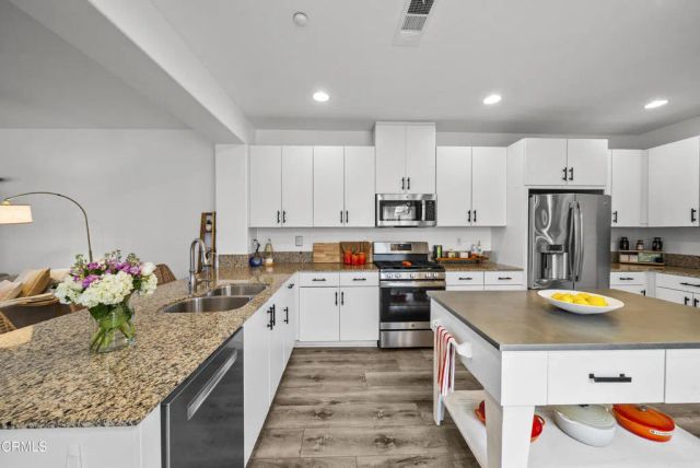 731 Forest Park Boulevard, Oxnard, CA 93036
