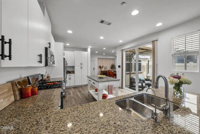 731 Forest Park Boulevard, Oxnard, CA 93036