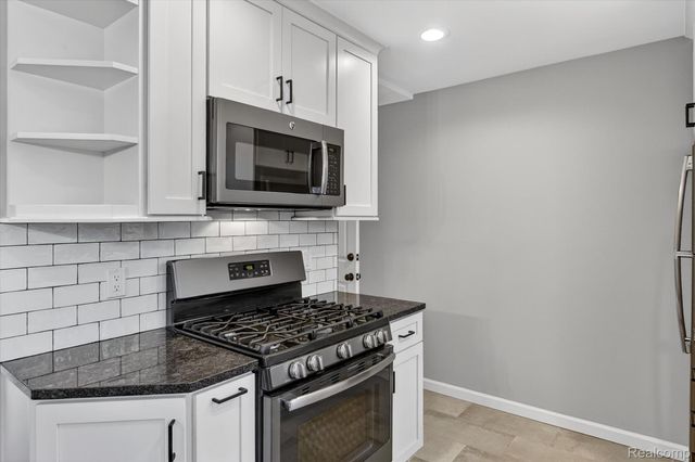 1043 N Old Woodward Avenue 2, Birmingham, MI 48009