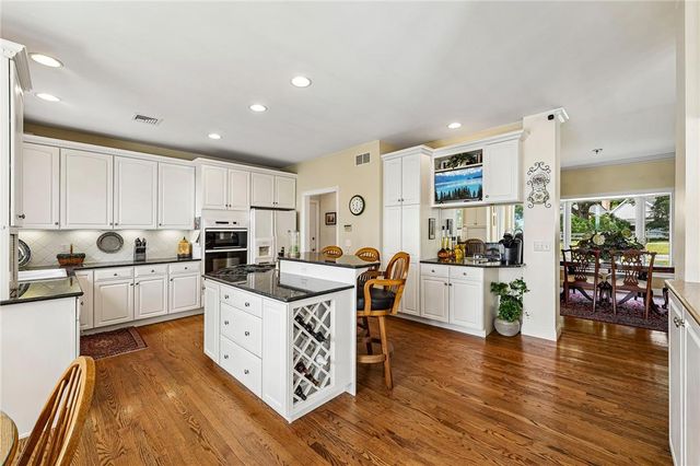 280 Sky Line Drive, Williams Twp, PA 18042