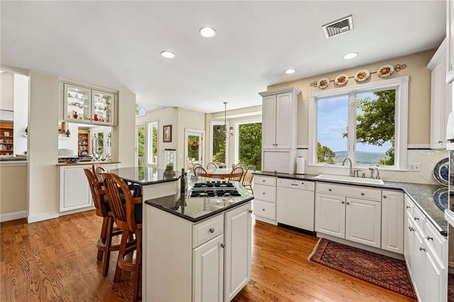 280 Sky Line Drive, Williams Twp, PA 18042
