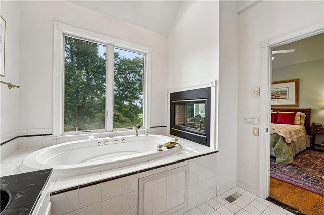 280 Sky Line Drive, Williams Twp, PA 18042