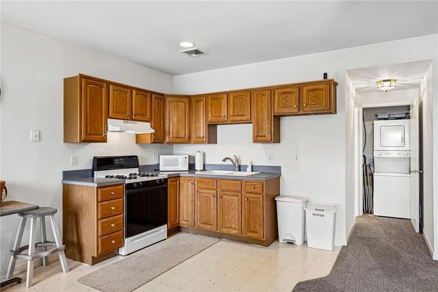 280 Sky Line Drive, Williams Twp, PA 18042