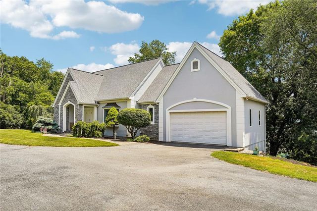 280 Sky Line Drive, Williams Twp, PA 18042