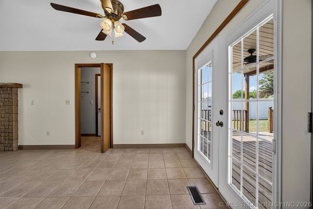 10685 E Third Street, Claremore, OK 74019