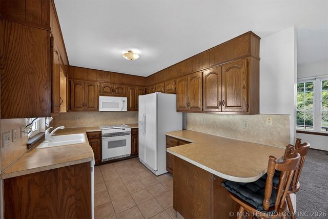 10685 E Third Street, Claremore, OK 74019