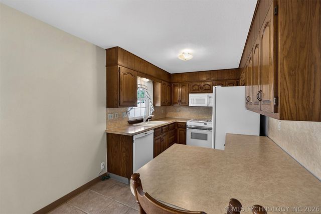 10685 E Third Street, Claremore, OK 74019