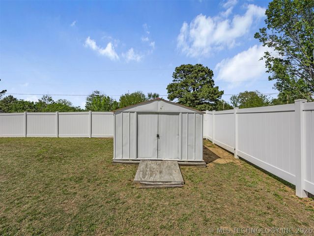 10685 E Third Street, Claremore, OK 74019