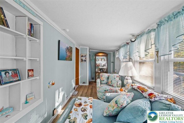 1637 Brushy Mountain Road, Middle Smithfield Twp, PA 18302