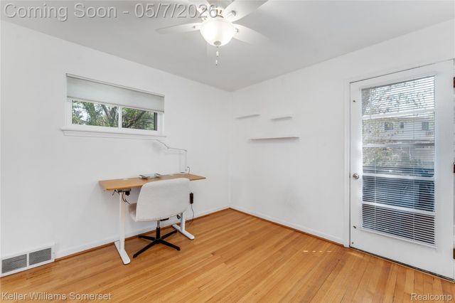 4320 Manor Avenue, Royal Oak, MI 48073