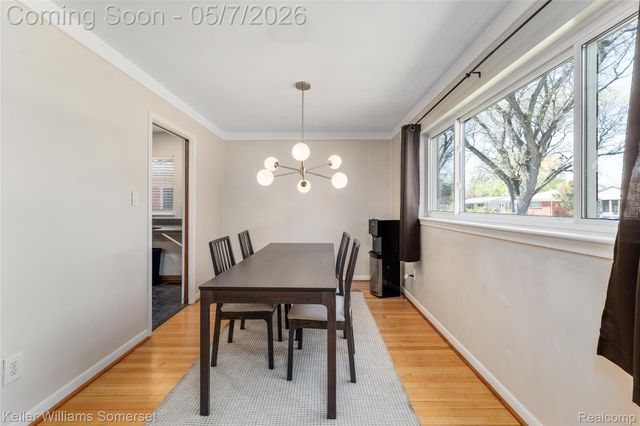 4320 Manor Avenue, Royal Oak, MI 48073