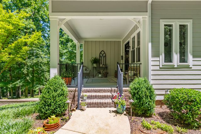 7855 Barnhill Rd, Primm Springs, TN 38476