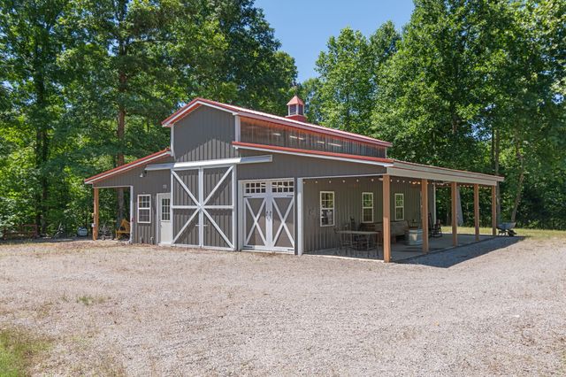 7855 Barnhill Rd, Primm Springs, TN 38476