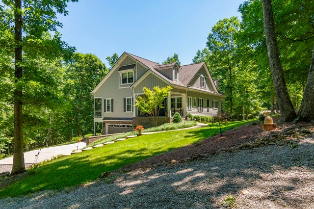 7855 Barnhill Rd, Primm Springs, TN 38476
