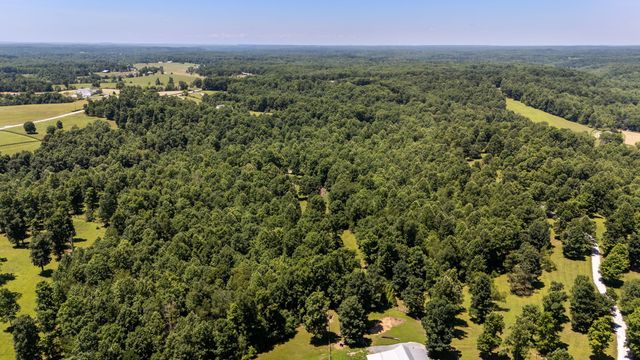 7855 Barnhill Rd, Primm Springs, TN 38476