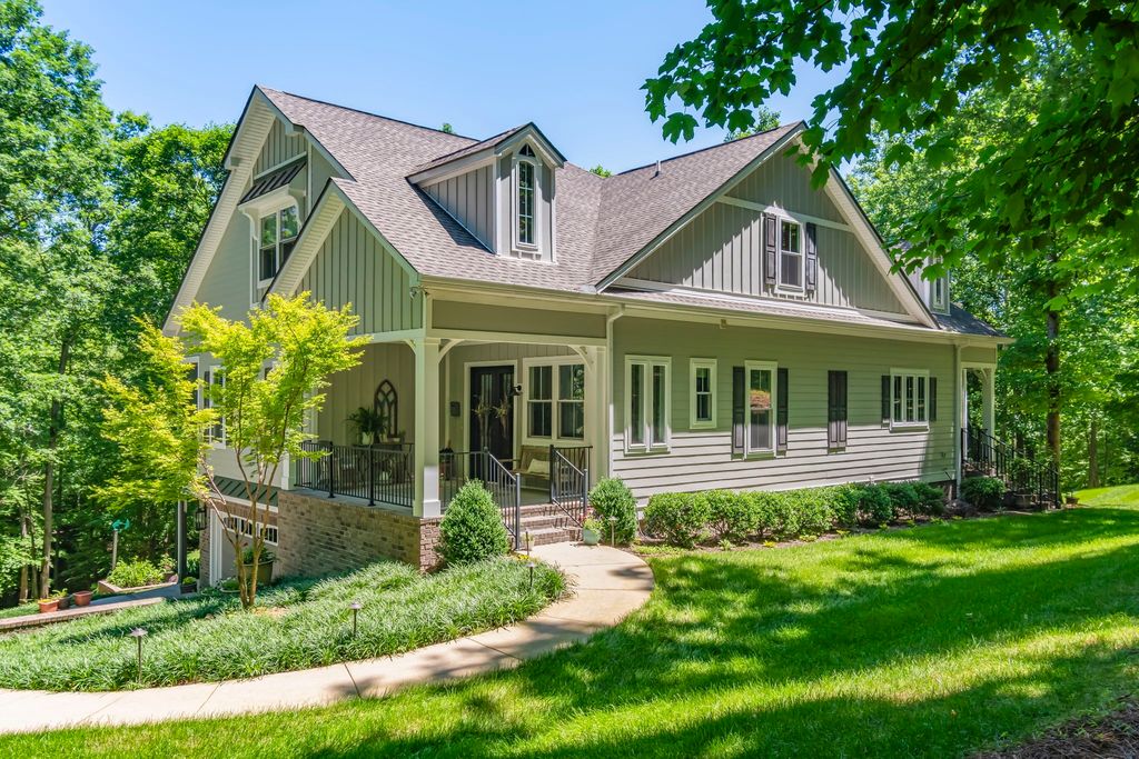 7855 Barnhill Rd, Primm Springs, TN 38476