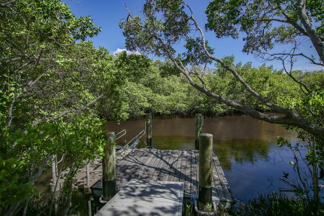 633 ESTUARY DRIVE, Bradenton, FL 34209