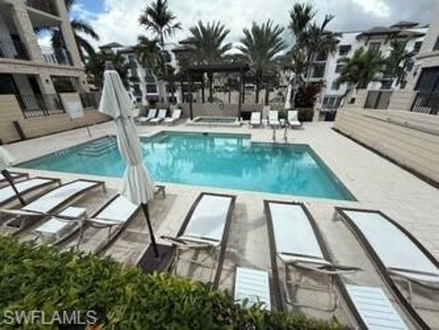 1030 3rd AVE S 214, Naples, FL 34102