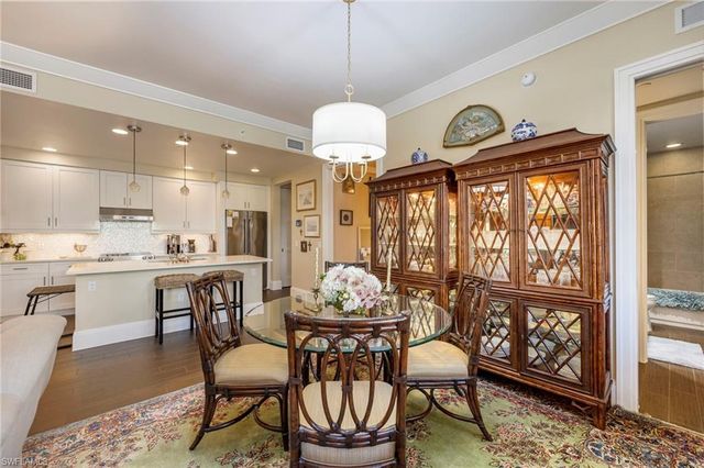 1030 3rd AVE S 214, Naples, FL 34102