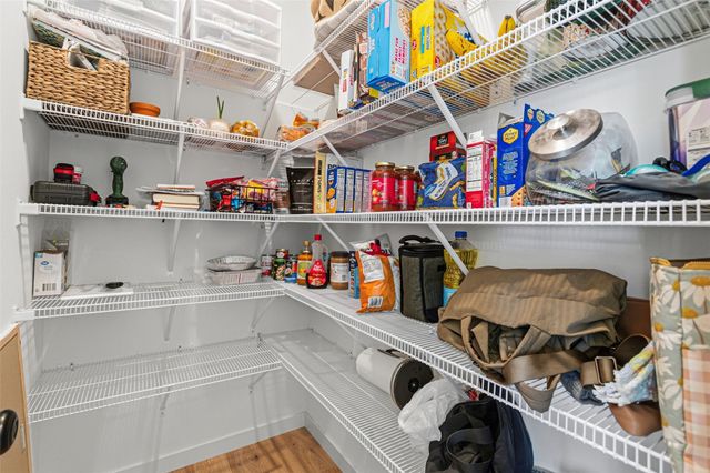 801 Old Mill Lane, Solon, IA 52333