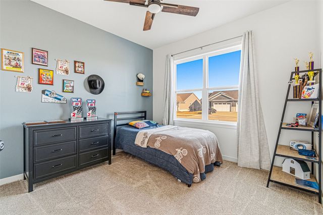 801 Old Mill Lane, Solon, IA 52333