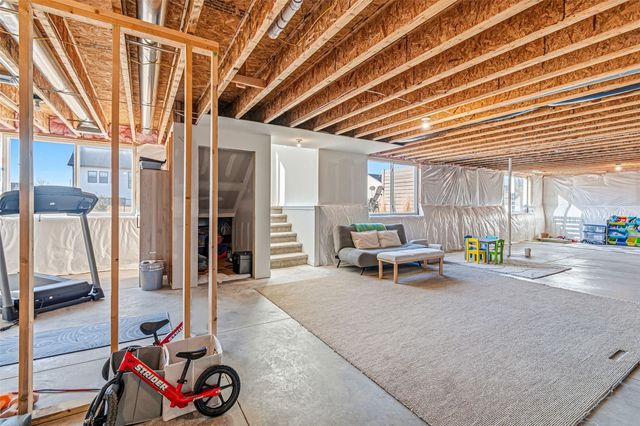 801 Old Mill Lane, Solon, IA 52333