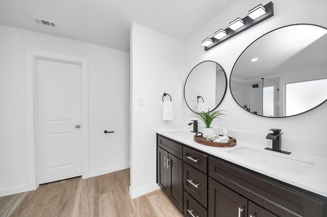 4203 Fielder Green Lane, Richmond, TX 77469