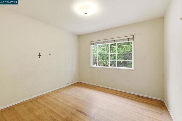 829 Reliez Station Rd, Lafayette, CA 94549