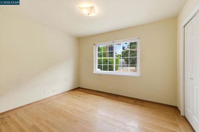 829 Reliez Station Rd, Lafayette, CA 94549