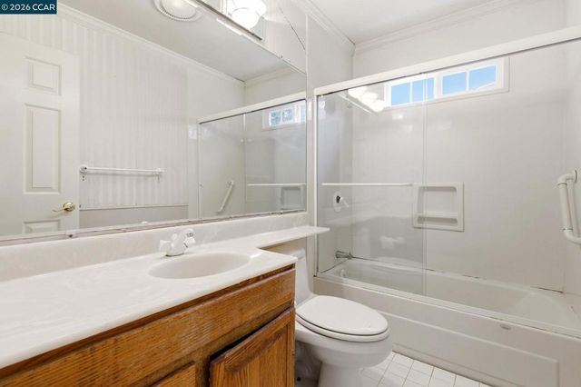 829 Reliez Station Rd, Lafayette, CA 94549