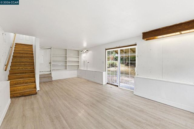 829 Reliez Station Rd, Lafayette, CA 94549