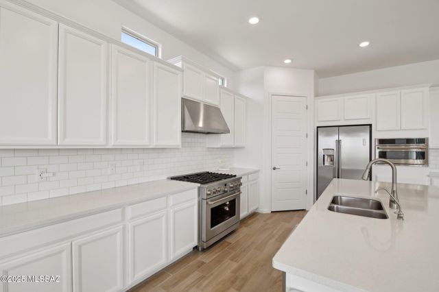 5169 W Glenstone Court, Oro Valley, AZ 85742