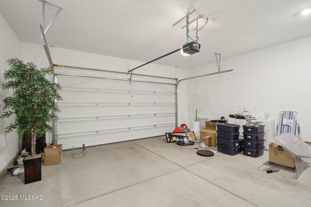 5169 W Glenstone Court, Oro Valley, AZ 85742