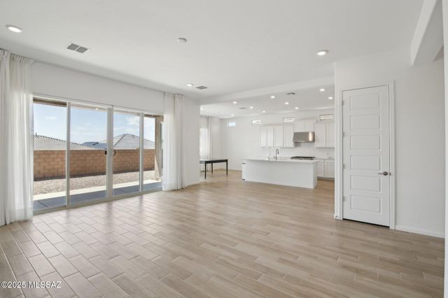 5169 W Glenstone Court, Oro Valley, AZ 85742