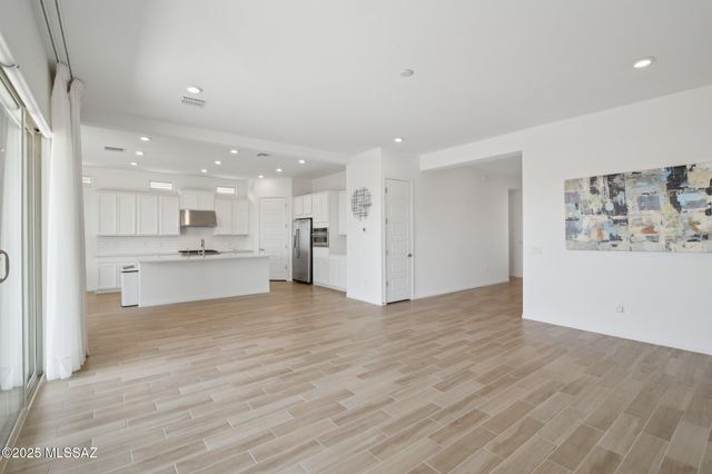 5169 W Glenstone Court, Oro Valley, AZ 85742