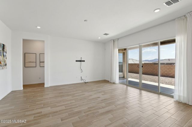 5169 W Glenstone Court, Oro Valley, AZ 85742