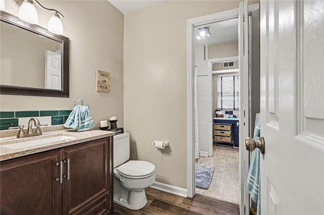 111 W Bannister Road 2, Kansas City, MO 64114