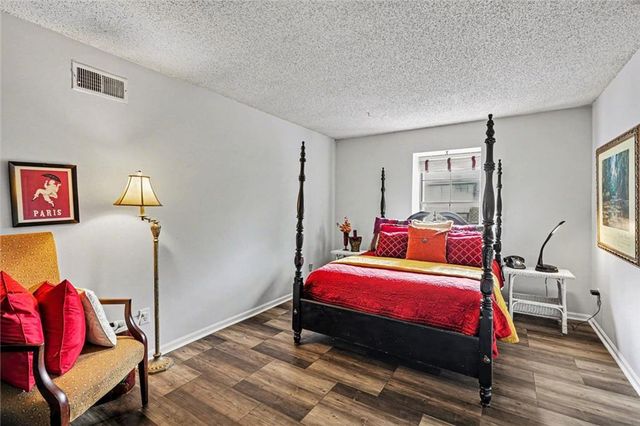111 W Bannister Road 2, Kansas City, MO 64114